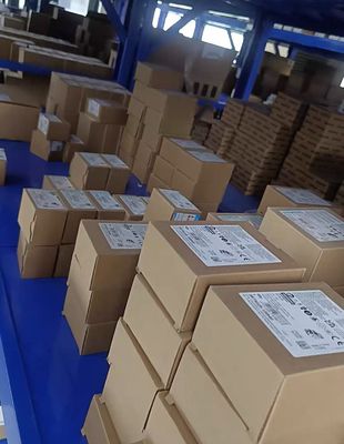 Siemens 3RT1044-1BB40 CONTACTOR, AC-3 30 KW/400 V, DC 24 V, 3-POLE, SIZE S3,SCREW CONNECTION